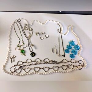 15 piece BUNDLE fashion jewelry SILVER EARRINGS NECKLACE RINGS BELT. 🎉3/$10🎉